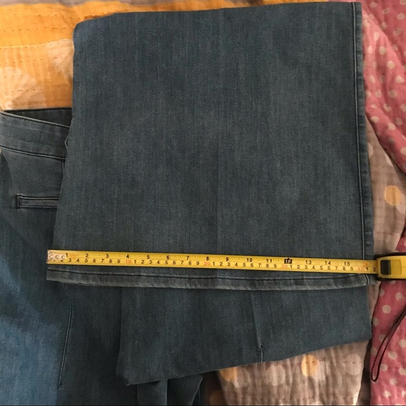 NWT Guess by Marciano Flared Leg Size 32 Jeans - Picture 7 of 7